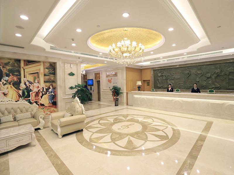 Vienna Hotel Pingxiang Lvyin Square Екстер'єр фото